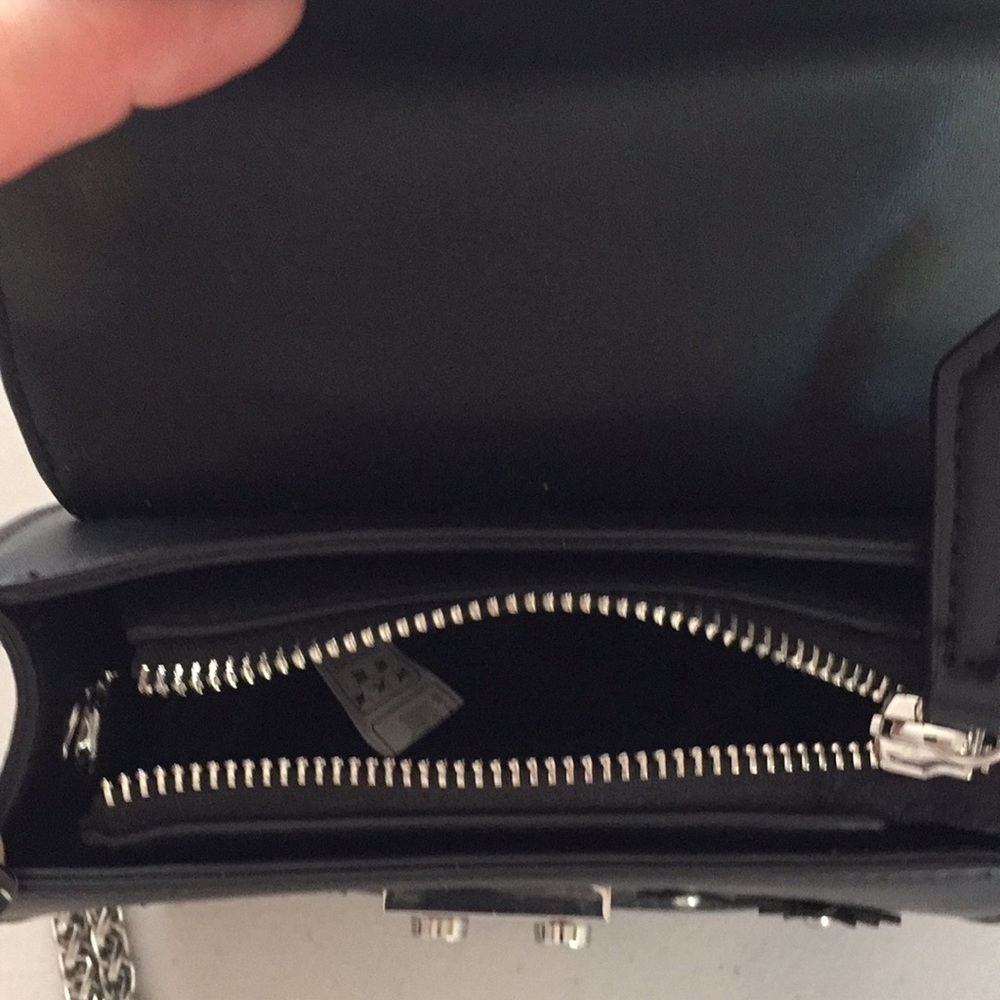 M.Valentino handbag, purchased in Italy - Picture 7 of 10